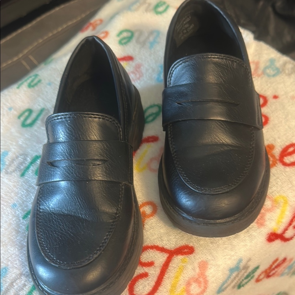 Classic Black mocasines